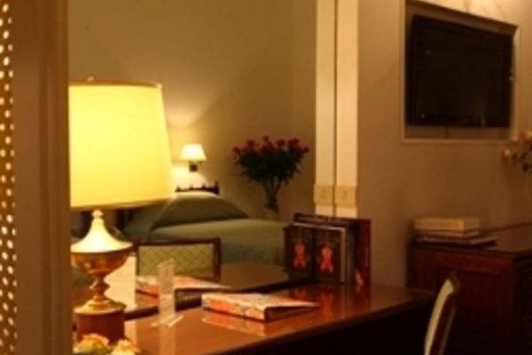 Hotel Al Bustan (Beirut)